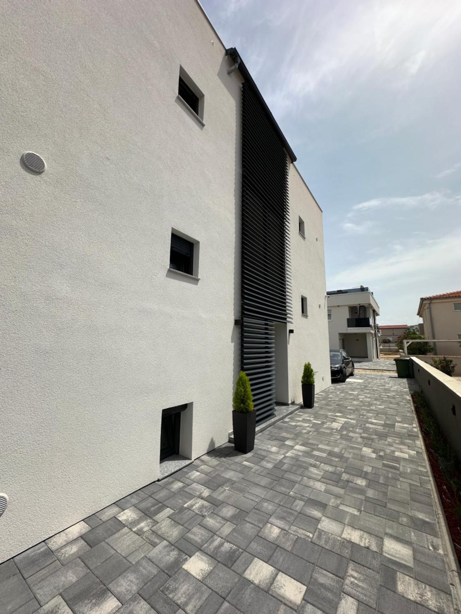 Monachus Apartments Vir Exteriör bild